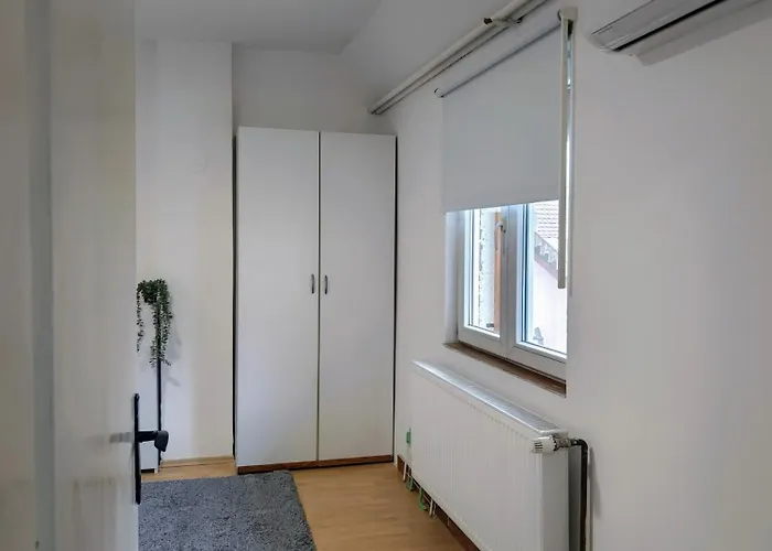 Quiet And Bright - Near Bus Station & Free Parking Lägenhet Novi Sad